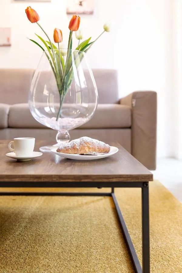 New! Milano - Flowers Home Cusano Milanino 0*,  Italy
